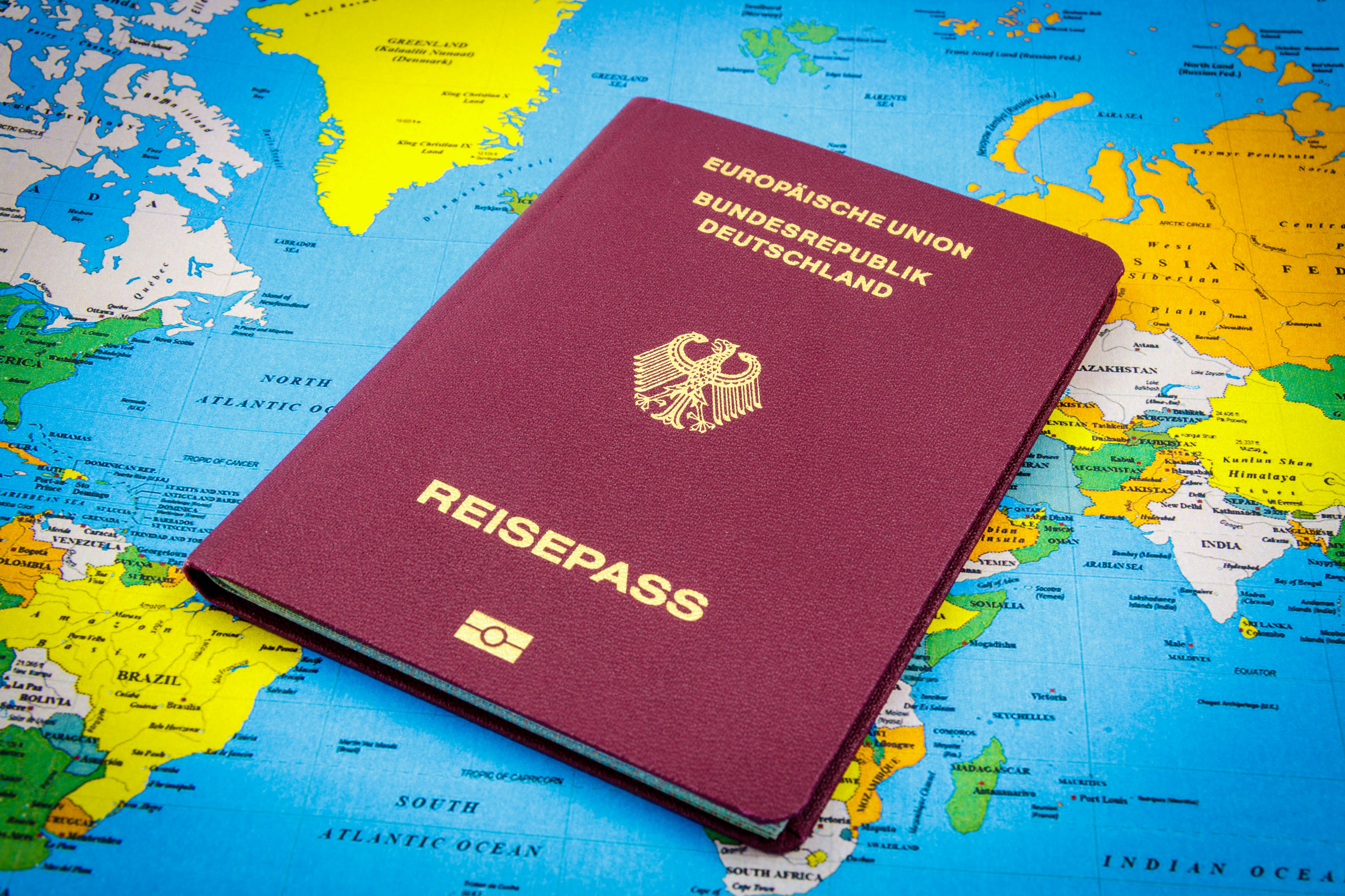 Німецький паспорт дозволяє відвідувати без візи чи не найбільше країн світу