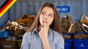 Як правильно викидати великі картонні коробки?