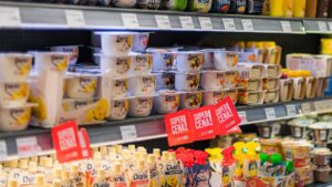 Danone закриває завод у Німеччині. Сотні працівників втратять роботу