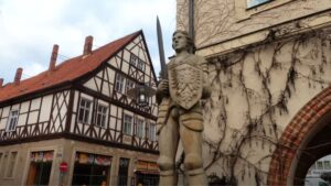 Яке місто є третім за величиною в Німеччині