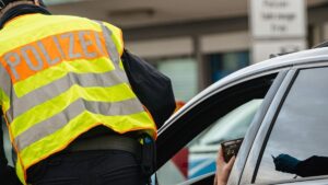 Нові правила в Німеччині викликають хвилювання серед власників старих авто