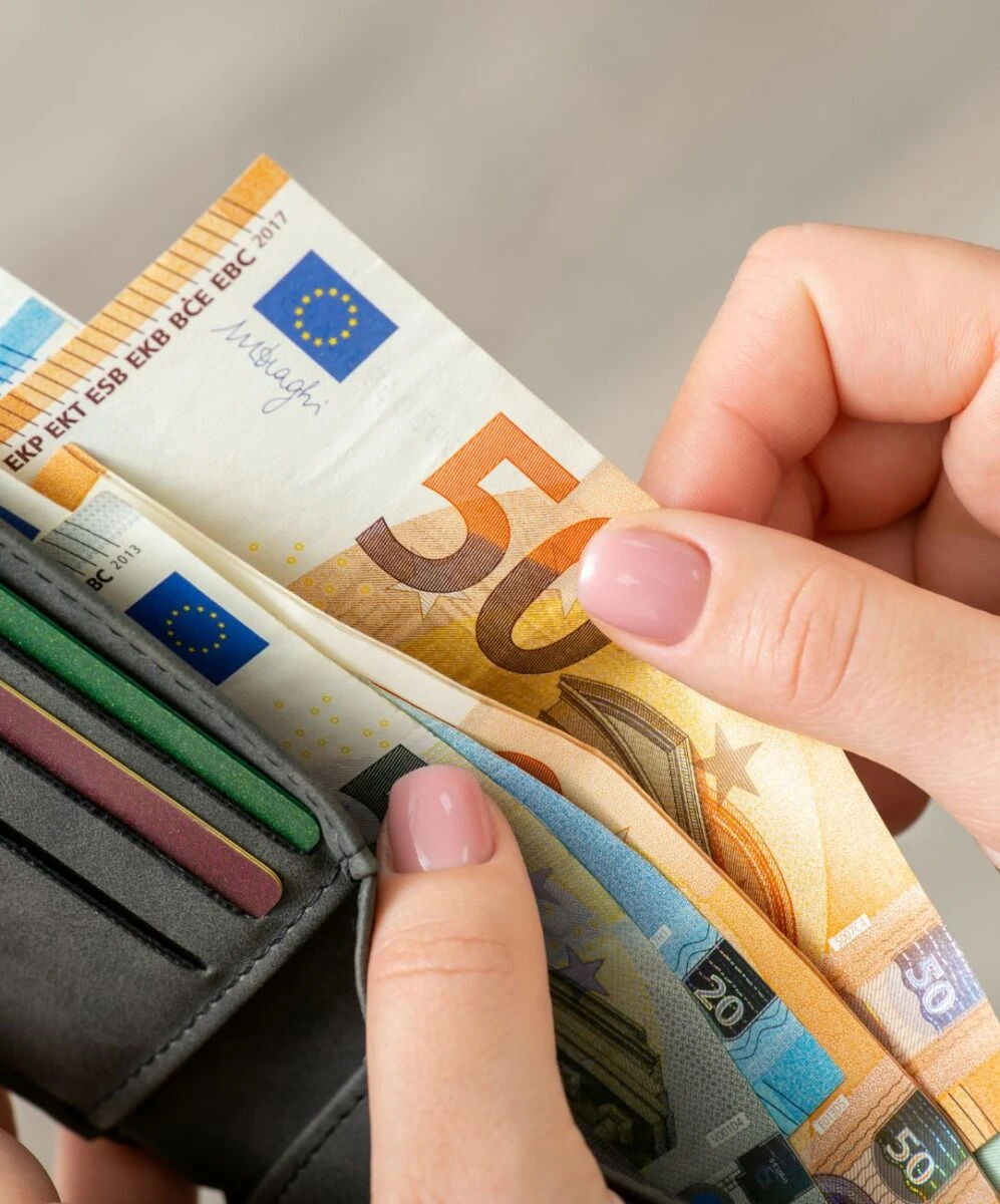 Куди емігрувати з пенсією 1000 євро? Ось країни, які рекомендують німці 3 Найкращі країни для життя на пенсії
